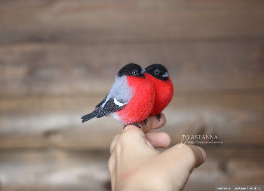 Снегири — Валяные игрушки из шерсти: сухое валяние