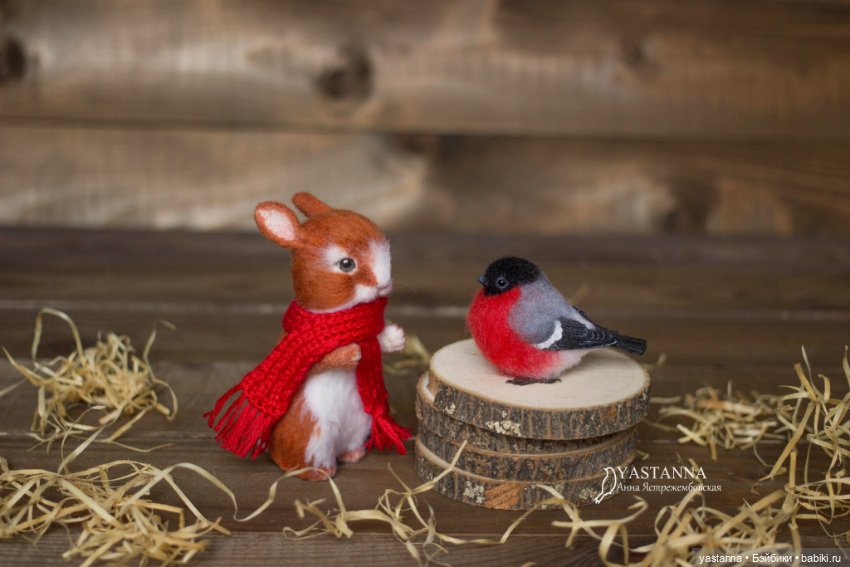 Зайка — Валяные игрушки из шерсти: сухое валяние