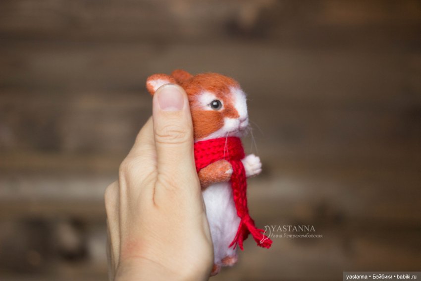 Зайка — Валяные игрушки из шерсти: сухое валяние (фото 9)