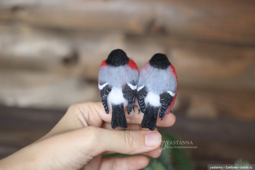 Снегири — Валяные игрушки из шерсти: сухое валяние