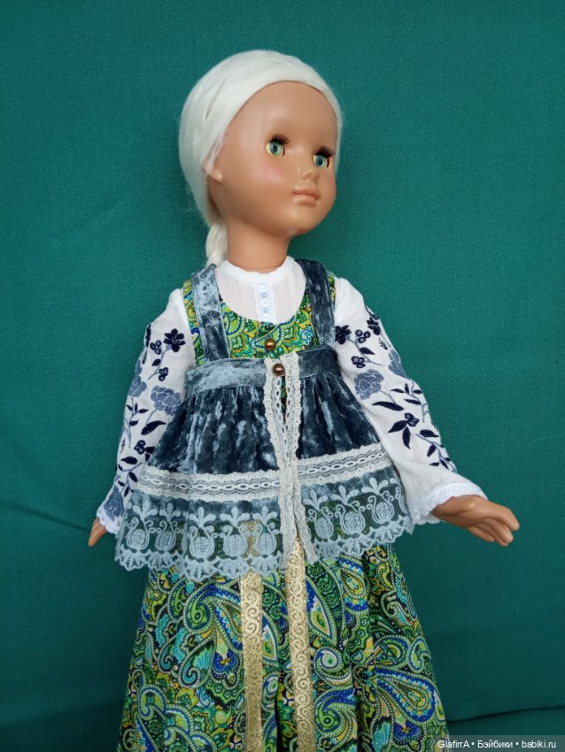 «Во всех ты, душенька, нарядах хороша!..» Сказочная Хозяйка Медной горы меняет наряды (фото 2)