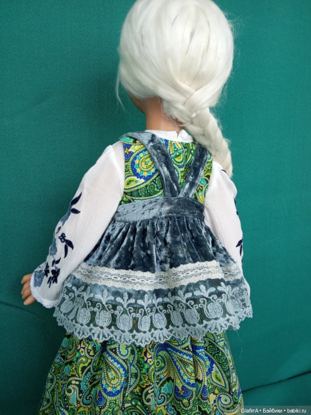 «Во всех ты, душенька, нарядах хороша!..» Сказочная Хозяйка Медной горы меняет наряды (фото 3)