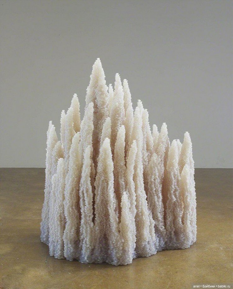 Скульптурные инсталляции Тары Донован (Tara Donovan) (фото 4)