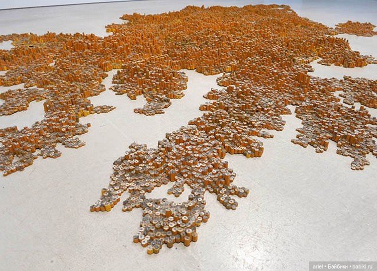 Скульптурные инсталляции Тары Донован (Tara Donovan) (фото 2)