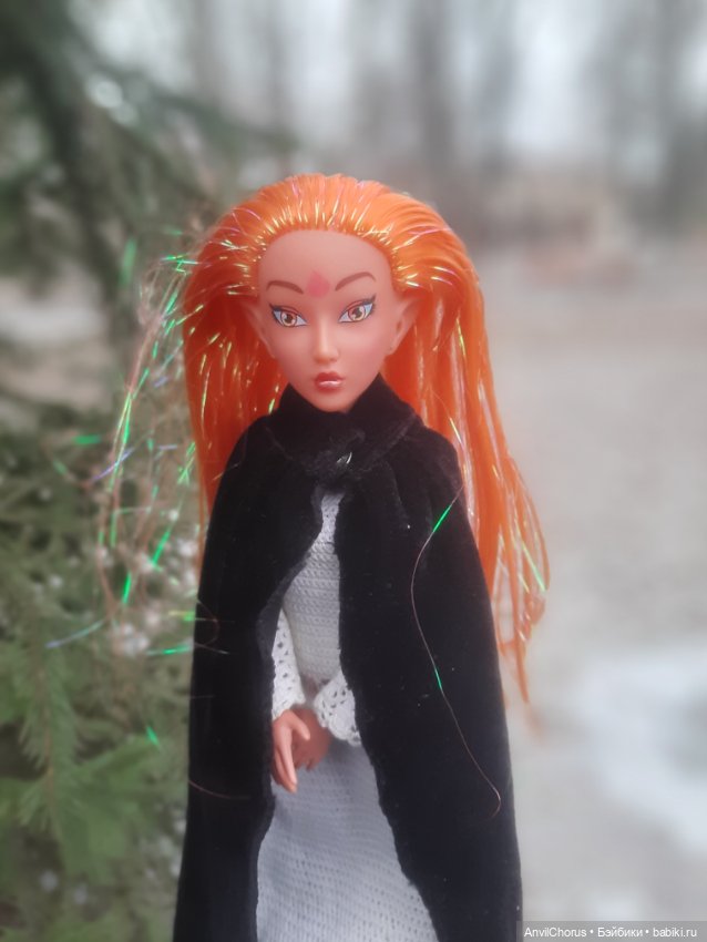 Под сенью увядших деревьев