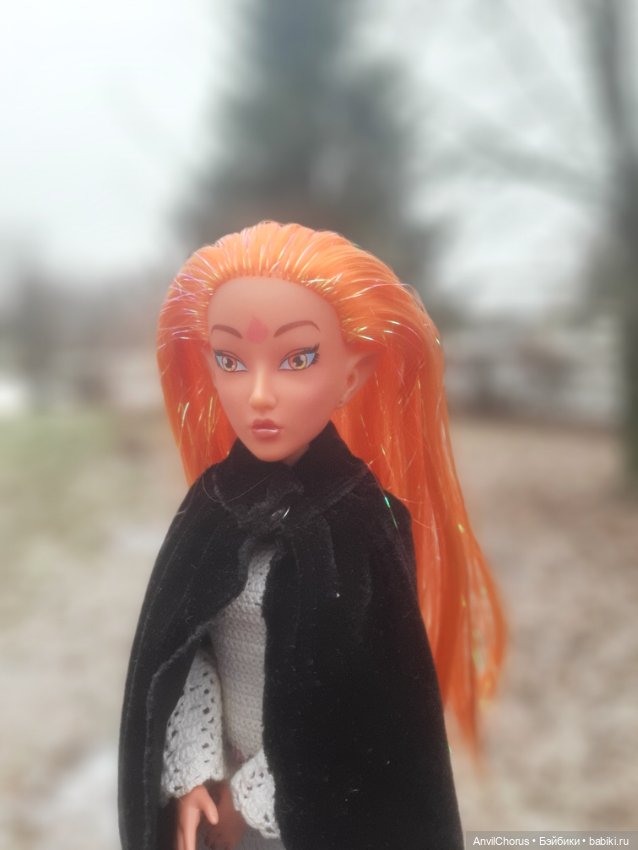 Под сенью увядших деревьев