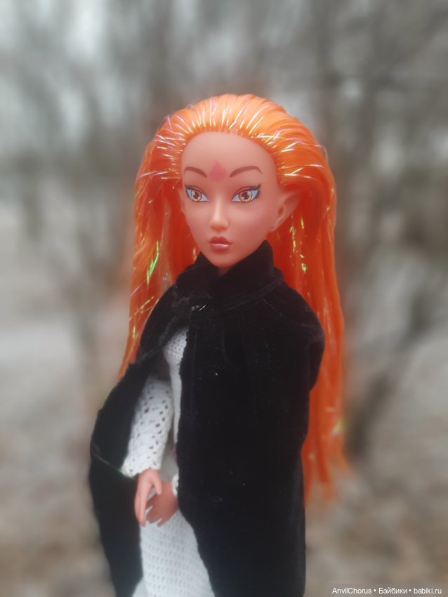 Под сенью увядших деревьев