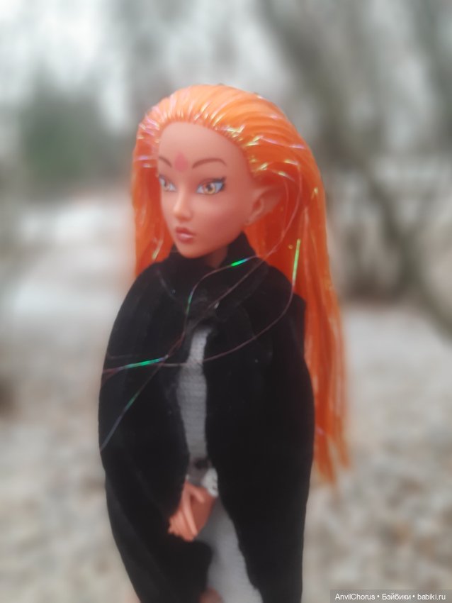 Под сенью увядших деревьев