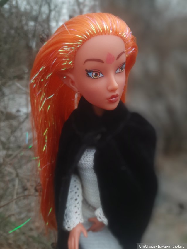 Под сенью увядших деревьев