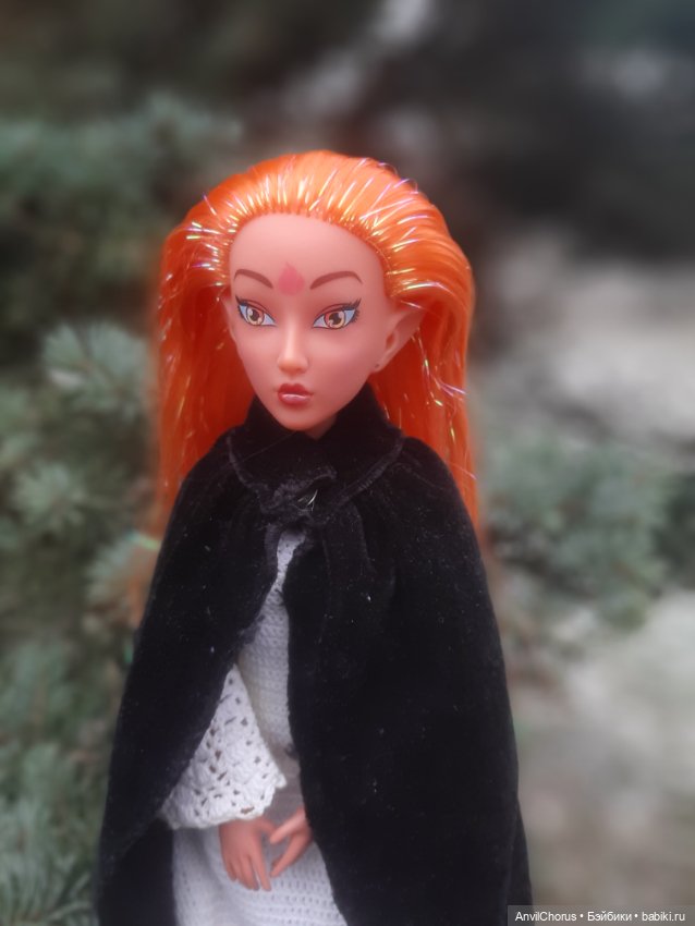 Под сенью увядших деревьев