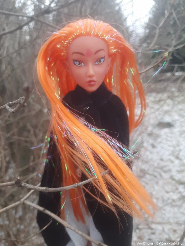 Под сенью увядших деревьев