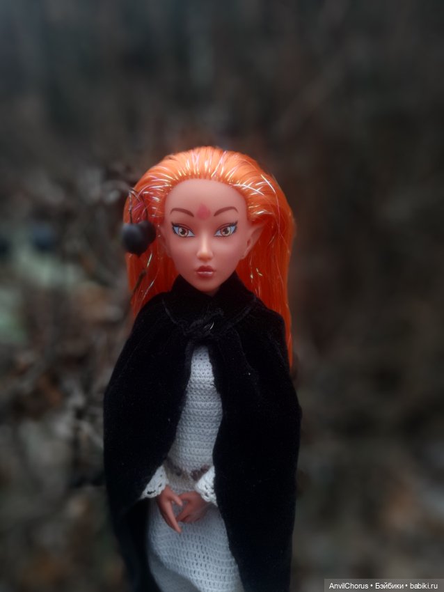 Под сенью увядших деревьев