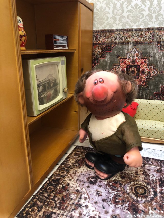 Обзавелись мебелями — Винтажные куклы ГДР (Немки): Бигги