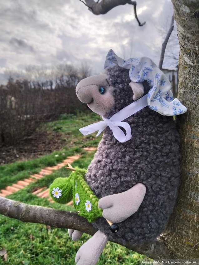 Моя овечка🐑 — Вязаные игрушки и амигуруми: крючком (фото 9)