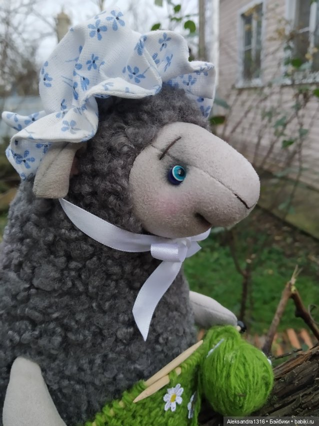 Моя овечка🐑 — Вязаные игрушки и амигуруми: крючком (фото 6)