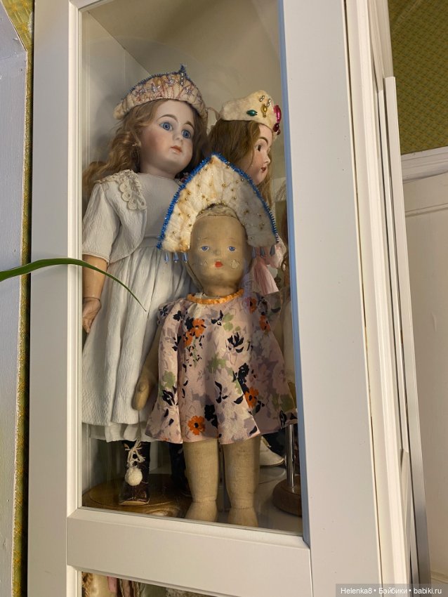 Манекен и старинная одежда