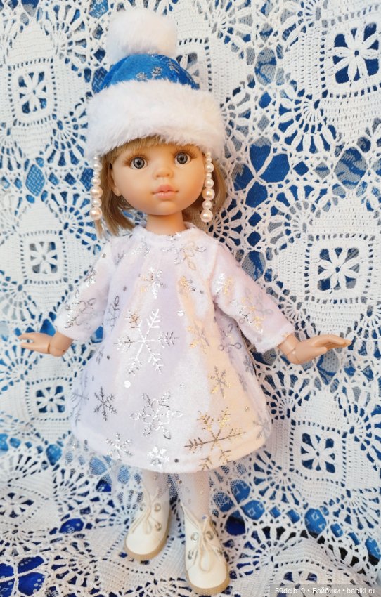 Ещё одна Снегурочка завершает мой марафон новогодней одежды