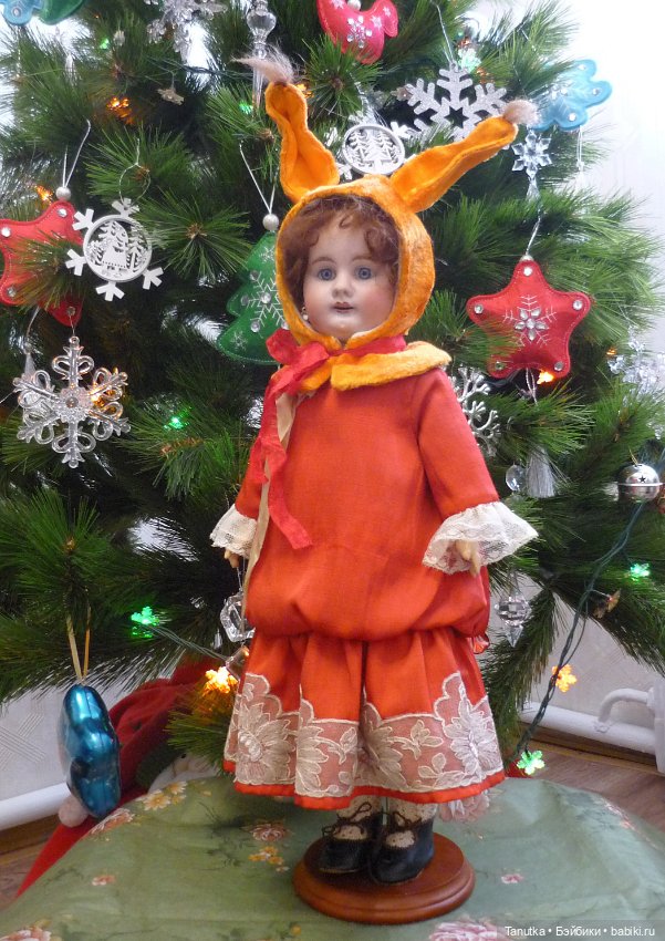 Что такое Новый год? Это все наоборот: ёлки в комнате растут, белки шишек не грызут (фото 2)