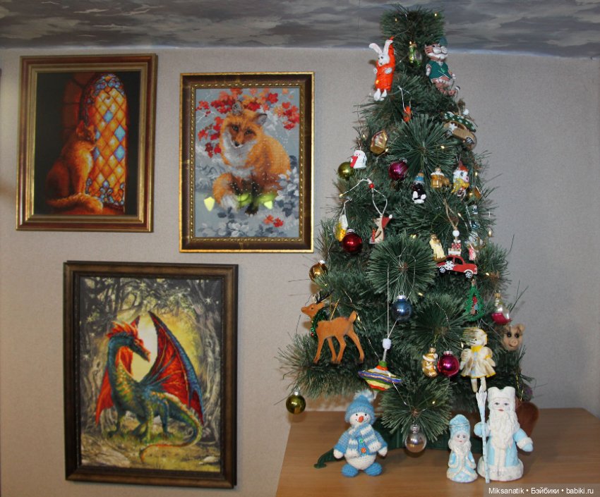 Ёлки по городу мчатся, счастье приносят людям