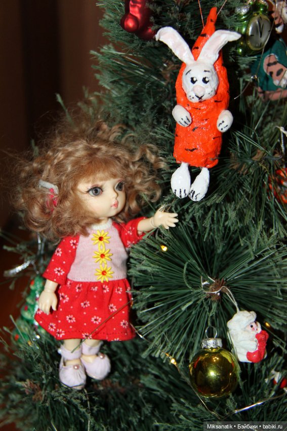 Ёлки по городу мчатся, счастье приносят людям (фото 9)