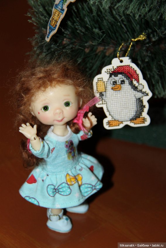 Ёлки по городу мчатся, счастье приносят людям