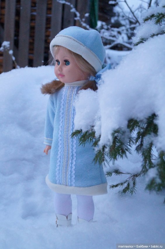 Снегурочка — Российские куклы Весна (фото 4)