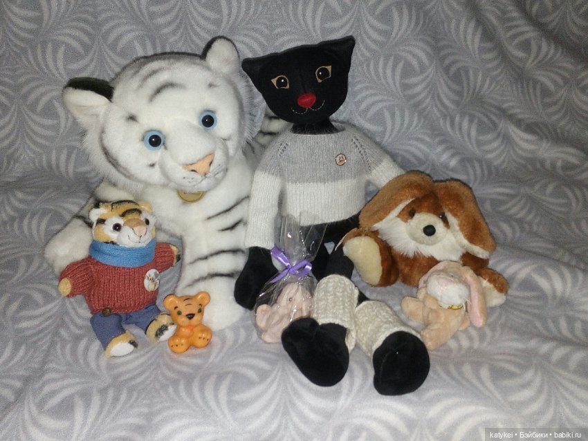 Тигры передают год котикам и зайцам (фото 3)