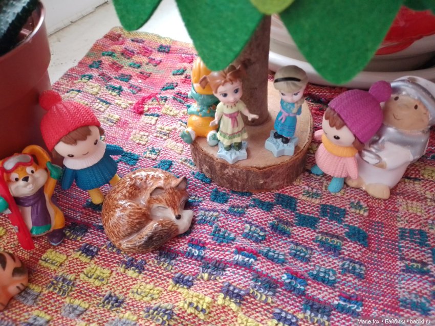 ...и самые маленькие поздравляют с Новым годом (фото 4)