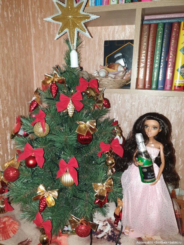 Наша ёлочка. Новогодний сюрприз для куколок Мокси тинз (фото 7)