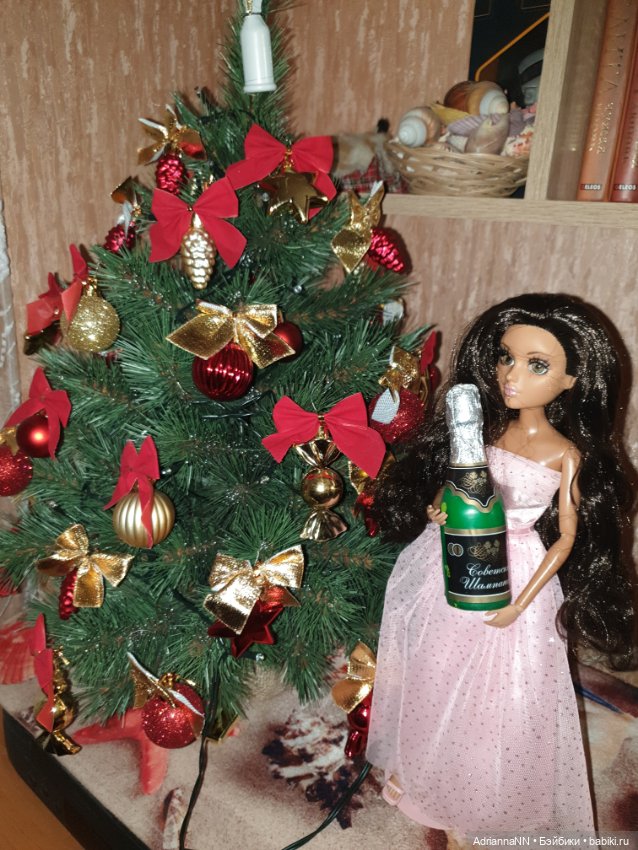 Наша ёлочка. Новогодний сюрприз для куколок Мокси тинз (фото 5)