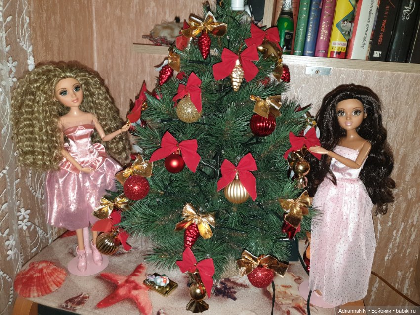 Наша ёлочка. Новогодний сюрприз для куколок Мокси тинз (фото 2)