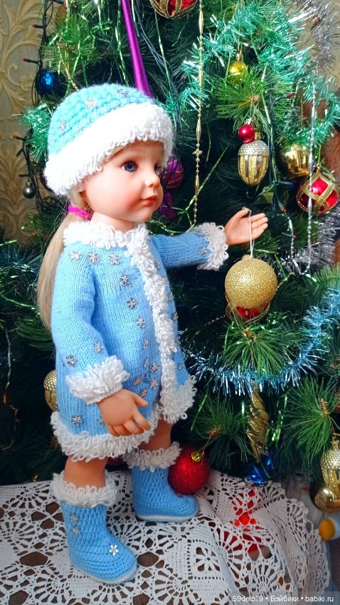 Поздравление с Новым годом от Снегурочек (фото 2)