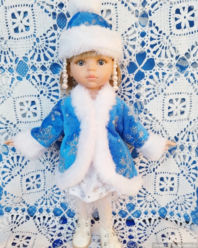 Поздравление с Новым годом от Снегурочек (фото 8)