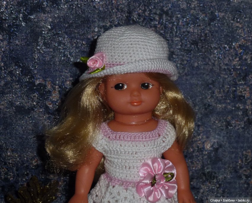 Авторский вязаный наряд на куклу ГДР 19 см (AHG) (фото 3)