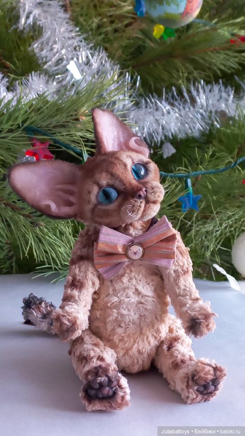 Котенок в стиле тедди. Девон рекс