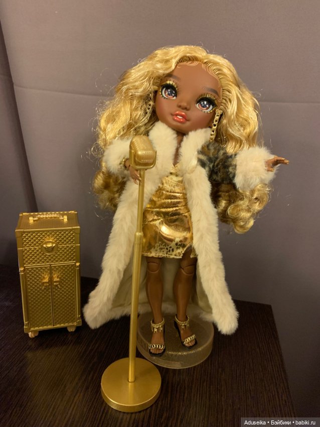 Роскошный Soul Music с Rainbow Vision Diva Meline Lux