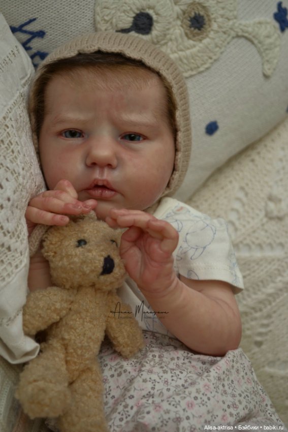 Первая куколка 2023 года - малышка Элли Сью