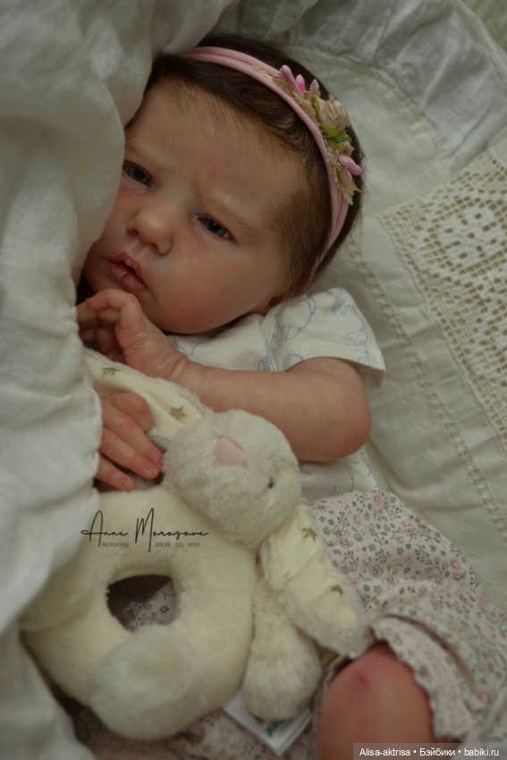 Первая куколка 2023 года - малышка Элли Сью