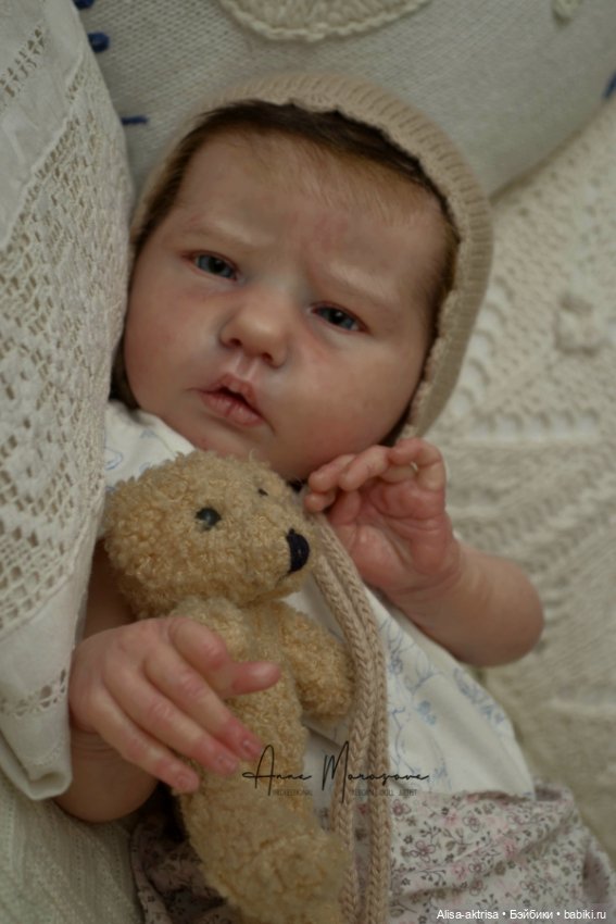 Первая куколка 2023 года - малышка Элли Сью