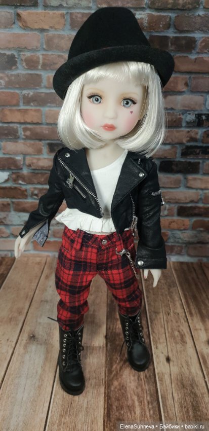 Моя рок-звезда Сабрина от Ruby Red