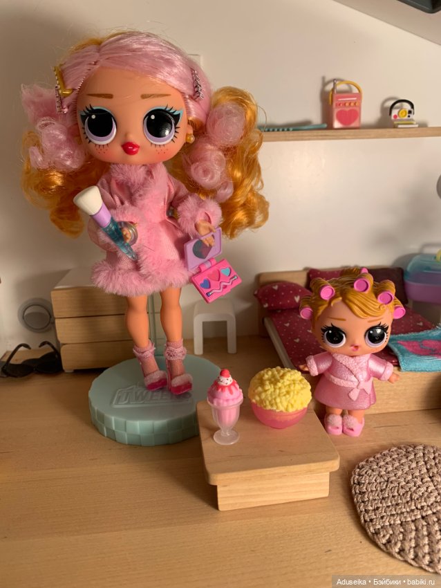 LOL Tweens Babysitting party: игра с цветом