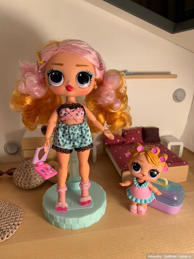 LOL Tweens Babysitting party: игра с цветом