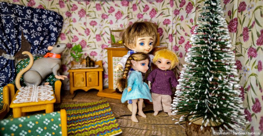 Наряжаем ёлку. Realpuki. 192