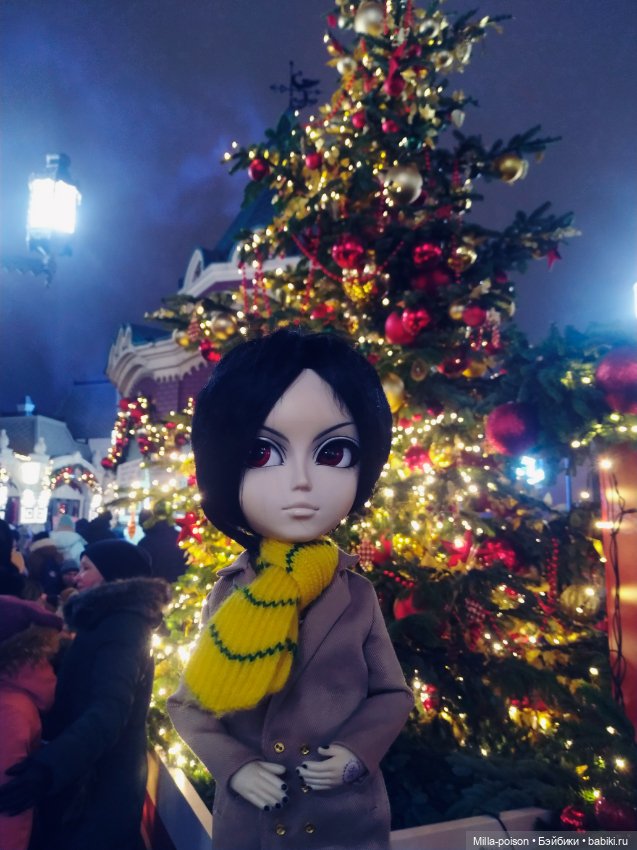 Вечерняя прогулка Себастьяна по новогодней Москве