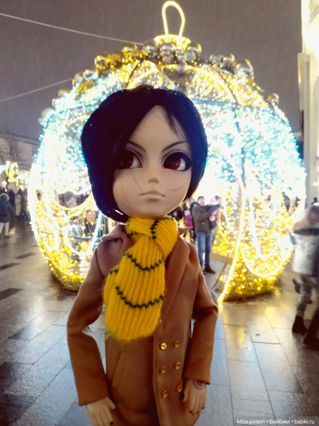 Вечерняя прогулка Себастьяна по новогодней Москве