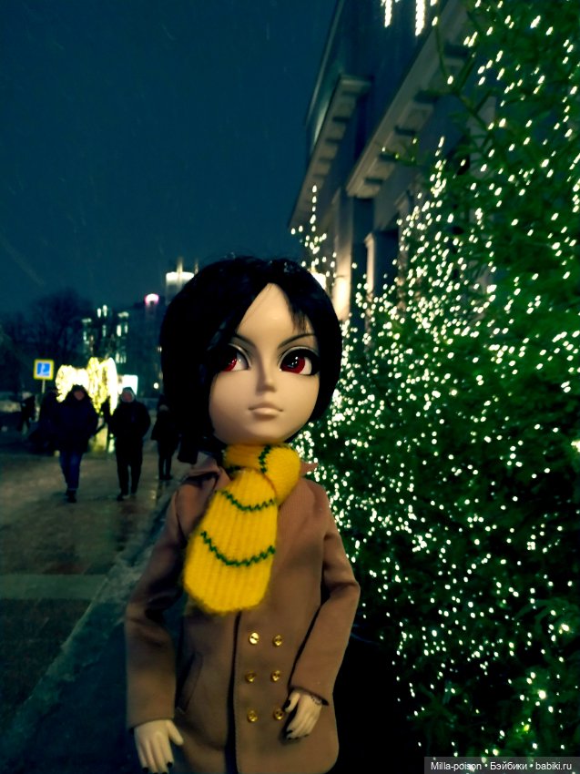 Вечерняя прогулка Себастьяна по новогодней Москве