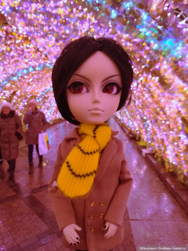 Вечерняя прогулка Себастьяна по новогодней Москве