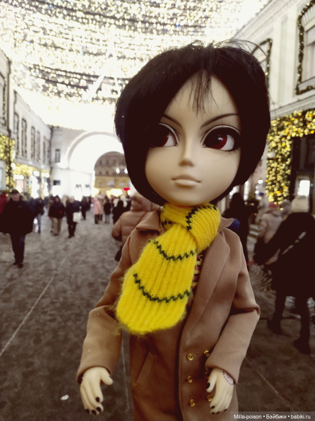 Вечерняя прогулка Себастьяна по новогодней Москве