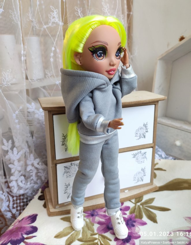 Карма — Куклы Rainbow High (Рейнбоу Хай (фото 2)