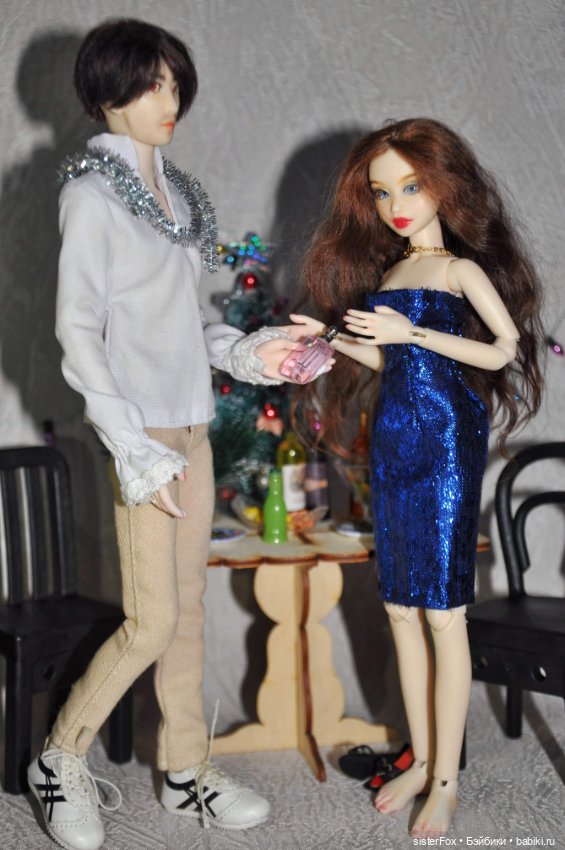 Празднование нового года и обмен подарками (фото 7)